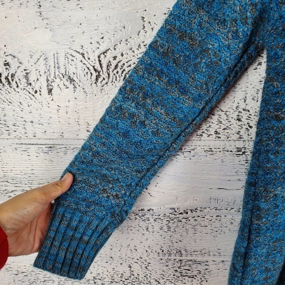 KL Khakis & Co  Cowl Neck Sweater Size Petite Medium - Picture 3 of 8